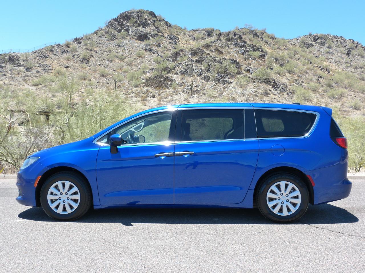Chrysler Voyager L 2021