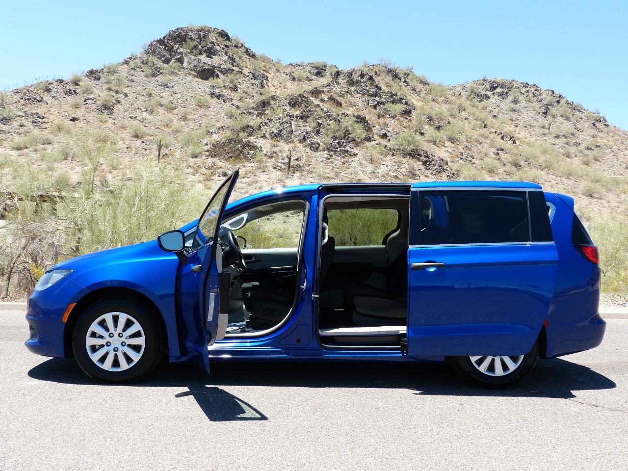 Chrysler Voyager L 2021