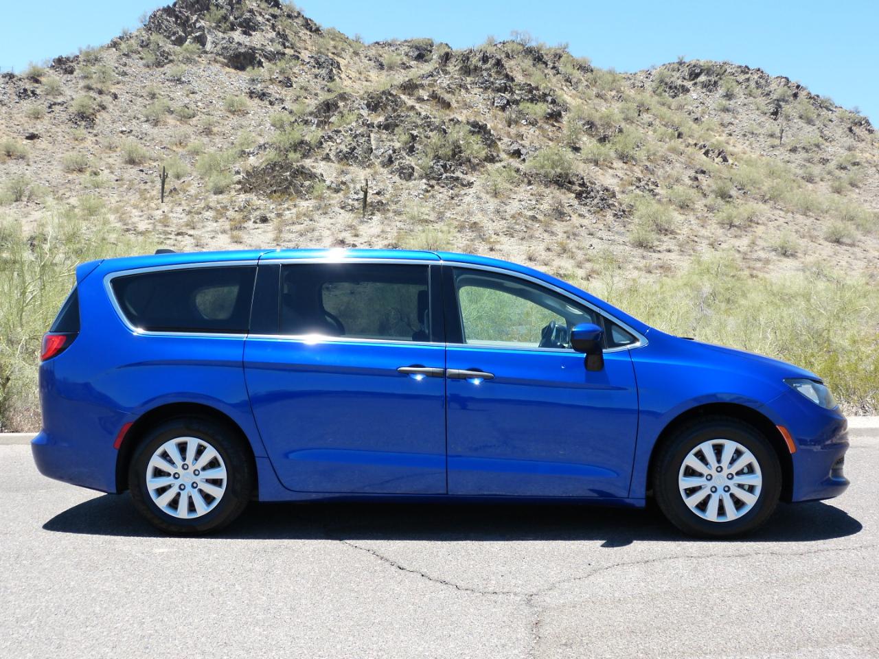 Chrysler Voyager L 2021