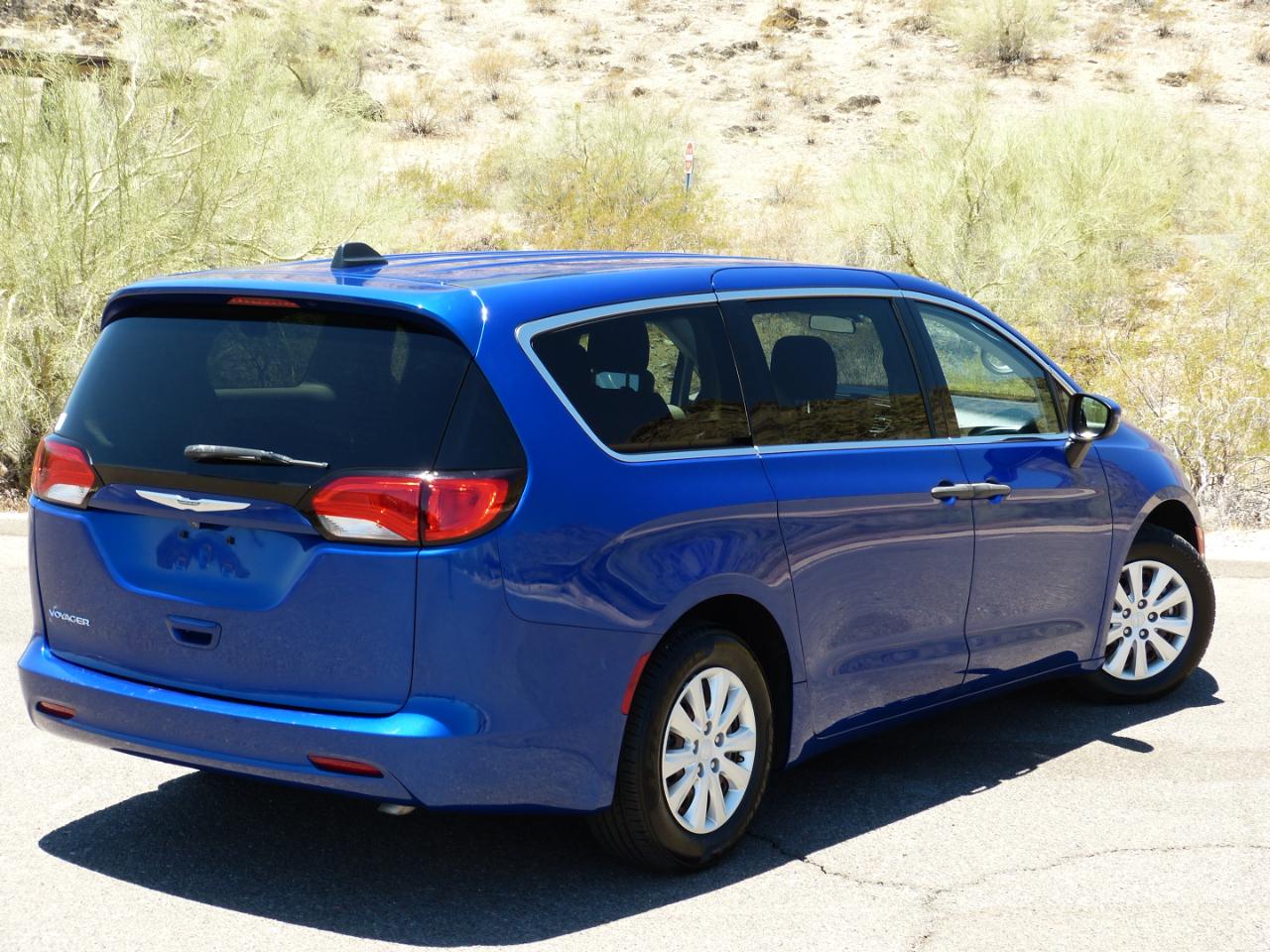 Chrysler Voyager L 2021