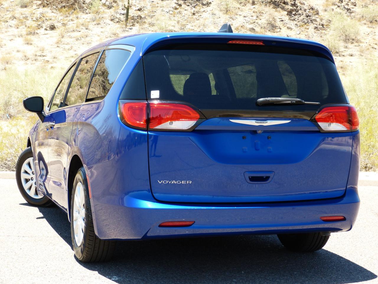 Chrysler Voyager L 2021