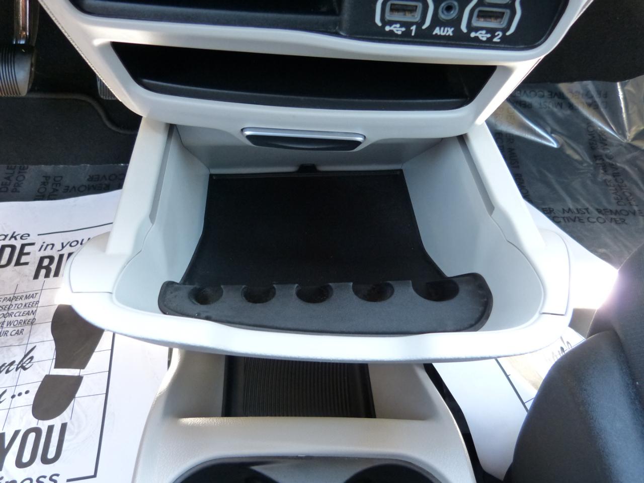 Chrysler Voyager L 2021