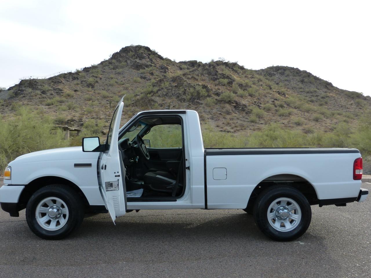 Ford Ranger Regular Cab 2WD 2009