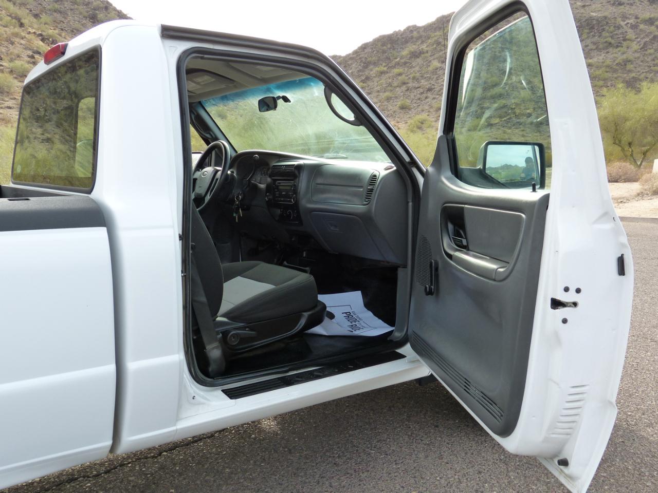 Ford Ranger Regular Cab 2WD 2009