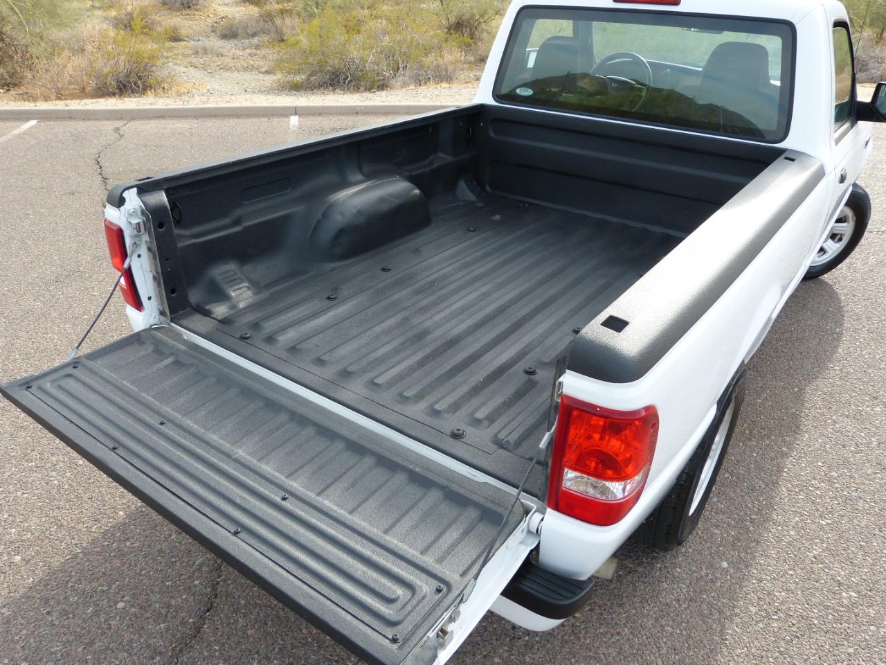 Ford Ranger Regular Cab 2WD 2009