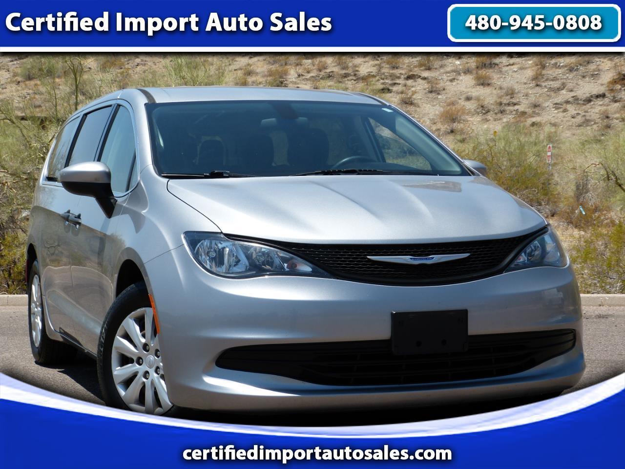2020 Chrysler Voyager L