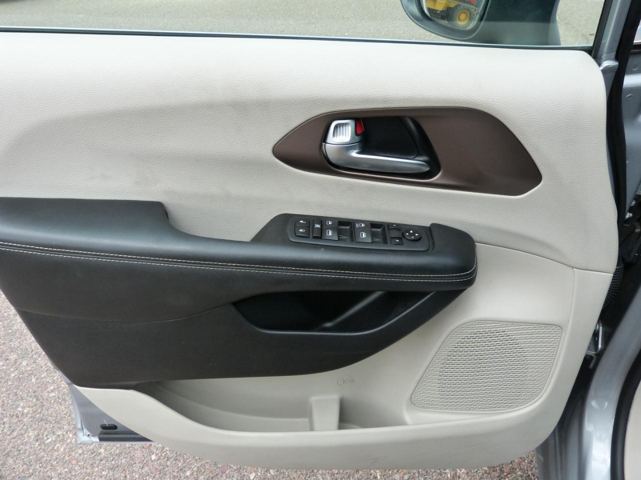 Chrysler Voyager  2020