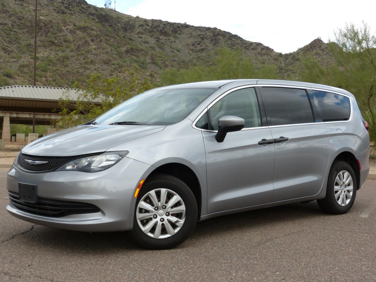 Chrysler Voyager  2020