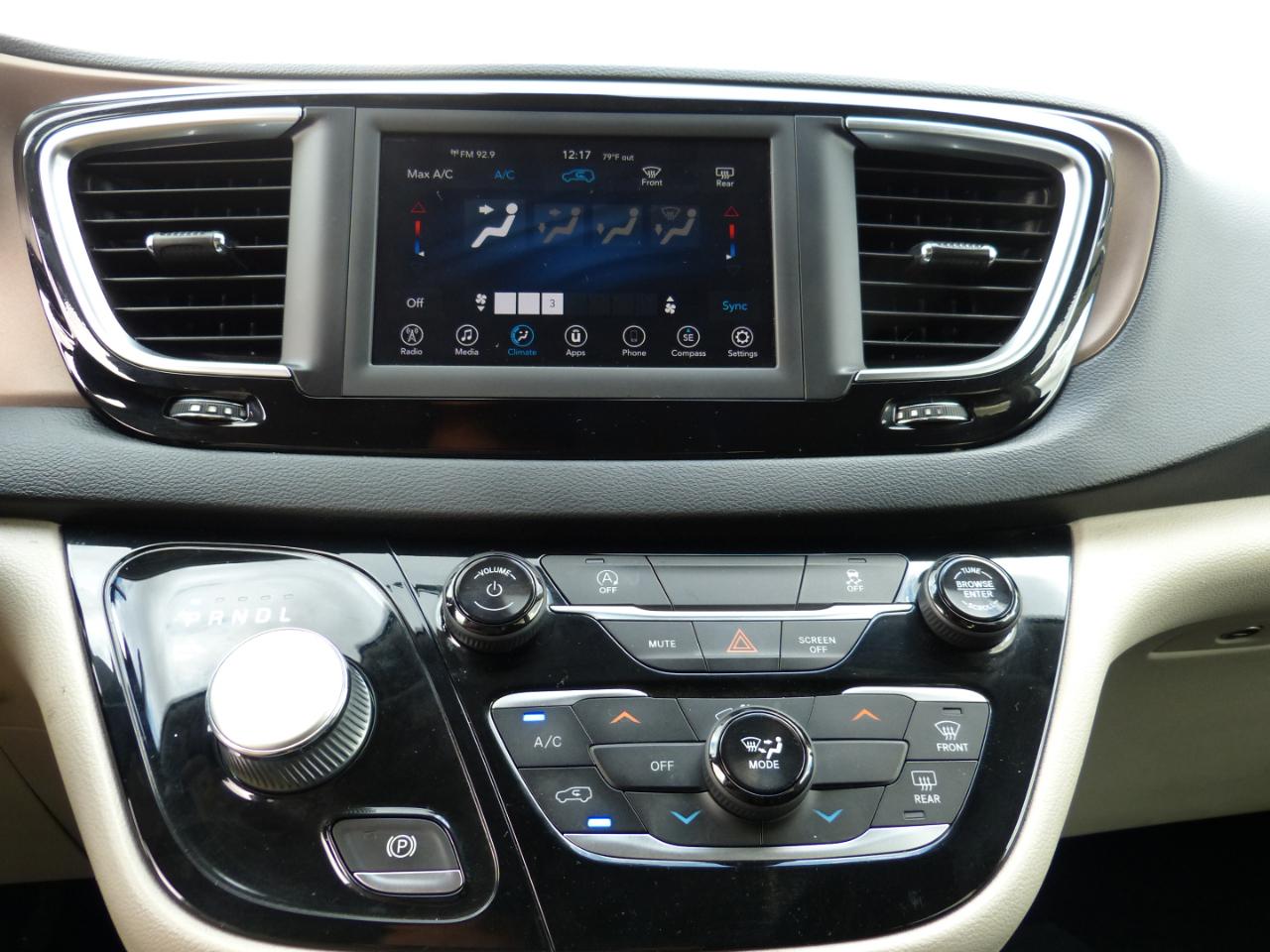 Chrysler Voyager  2020