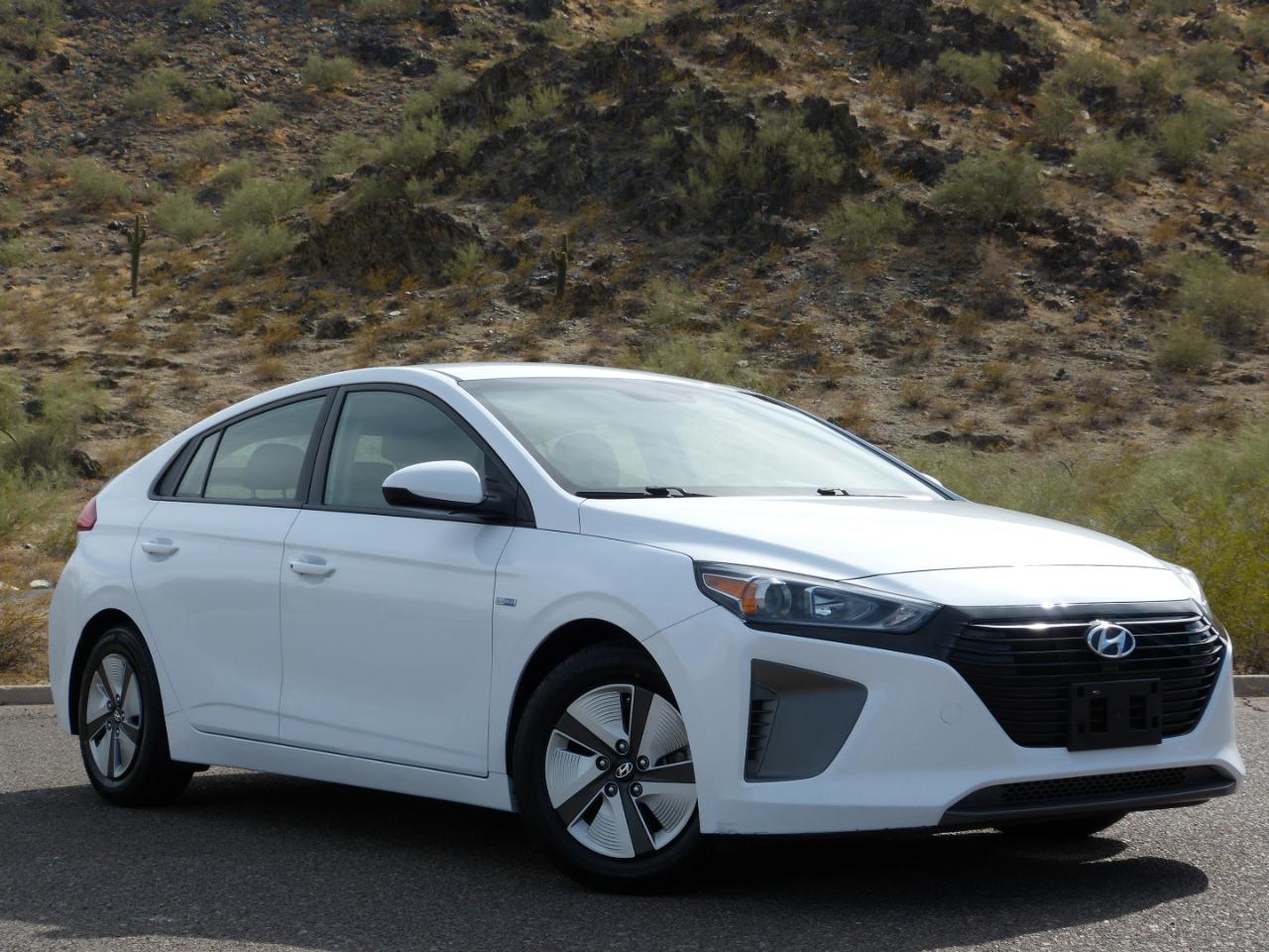 Hyundai Ioniq Hybrid Blue 2019