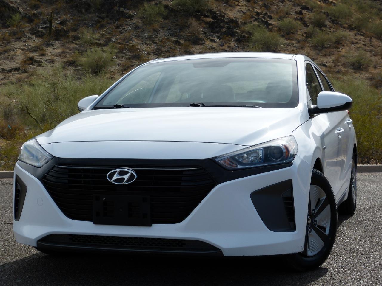 Hyundai Ioniq Hybrid Blue 2019