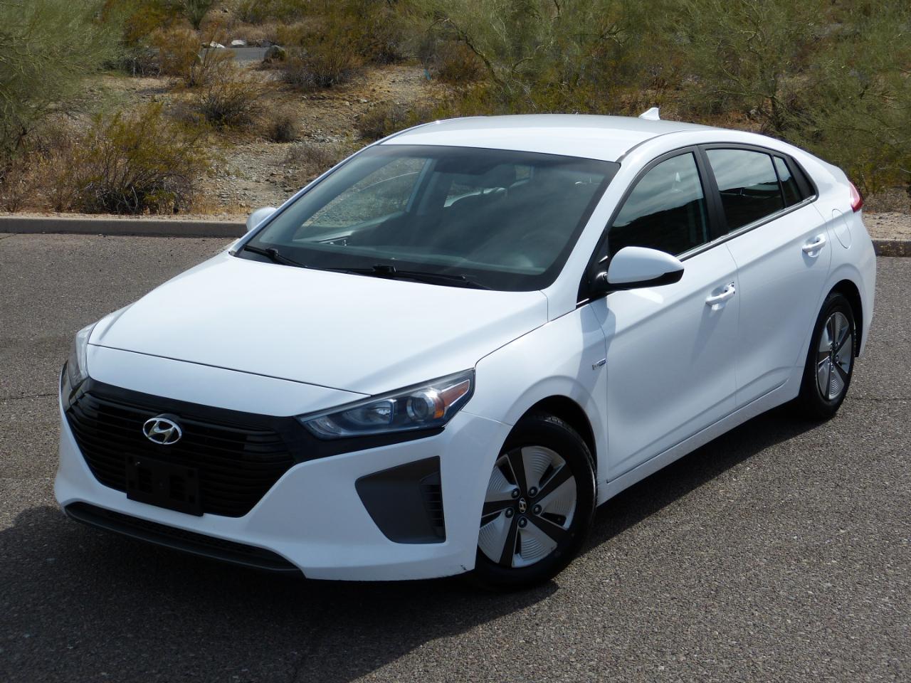 Hyundai Ioniq Hybrid Blue 2019