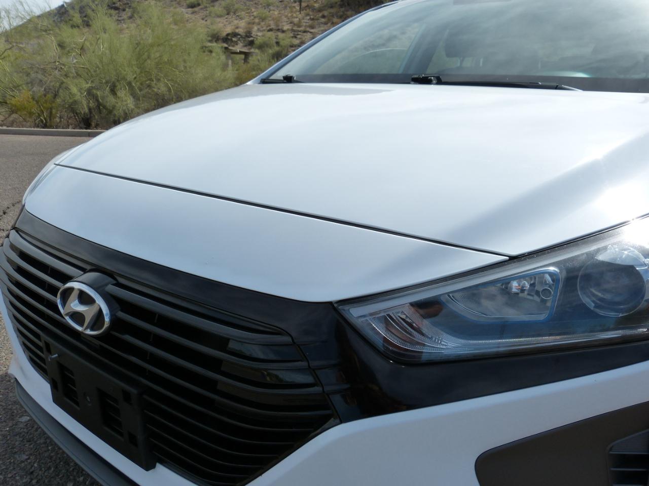Hyundai Ioniq Hybrid Blue 2019