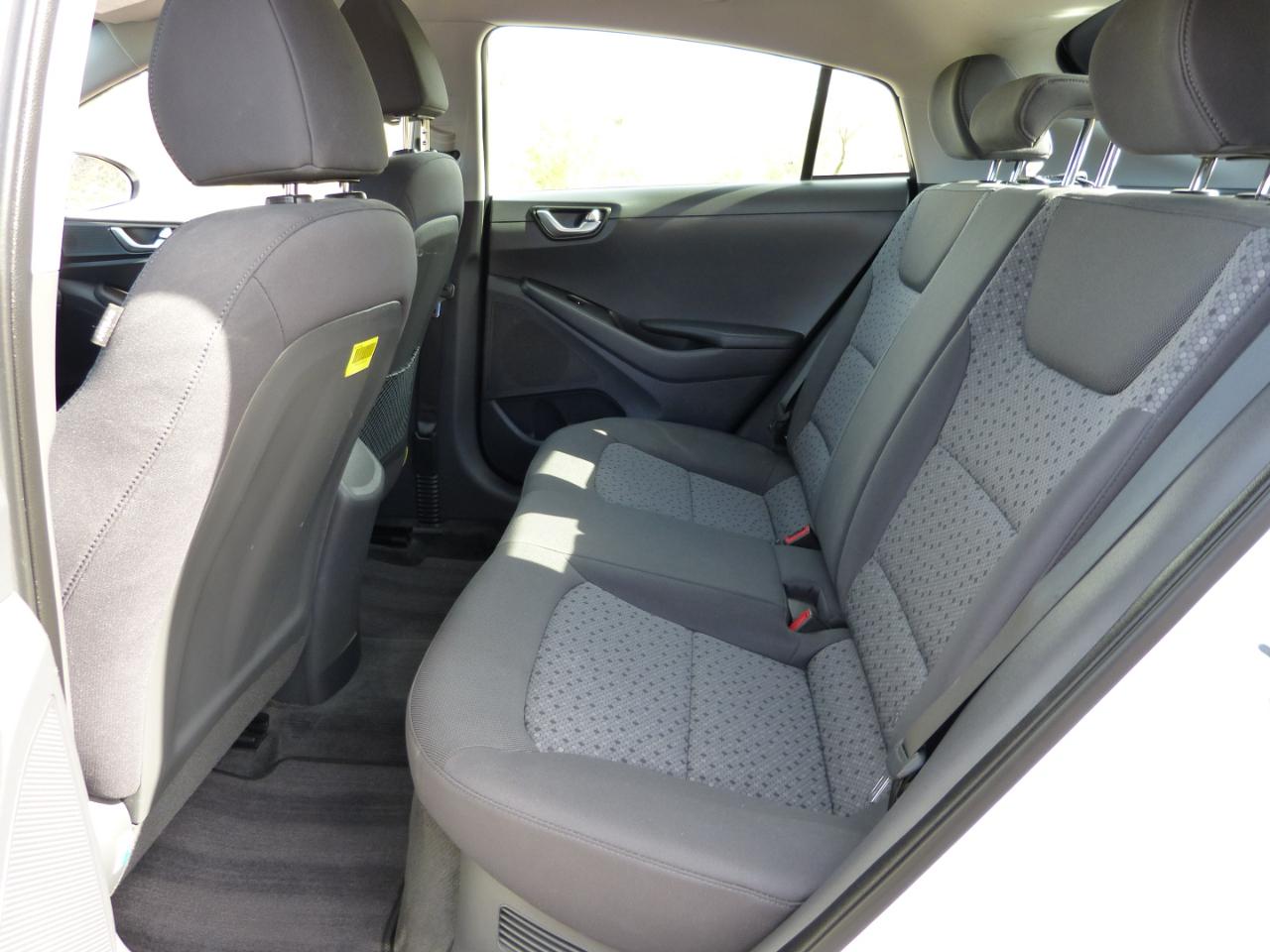 Hyundai Ioniq Hybrid Blue 2019