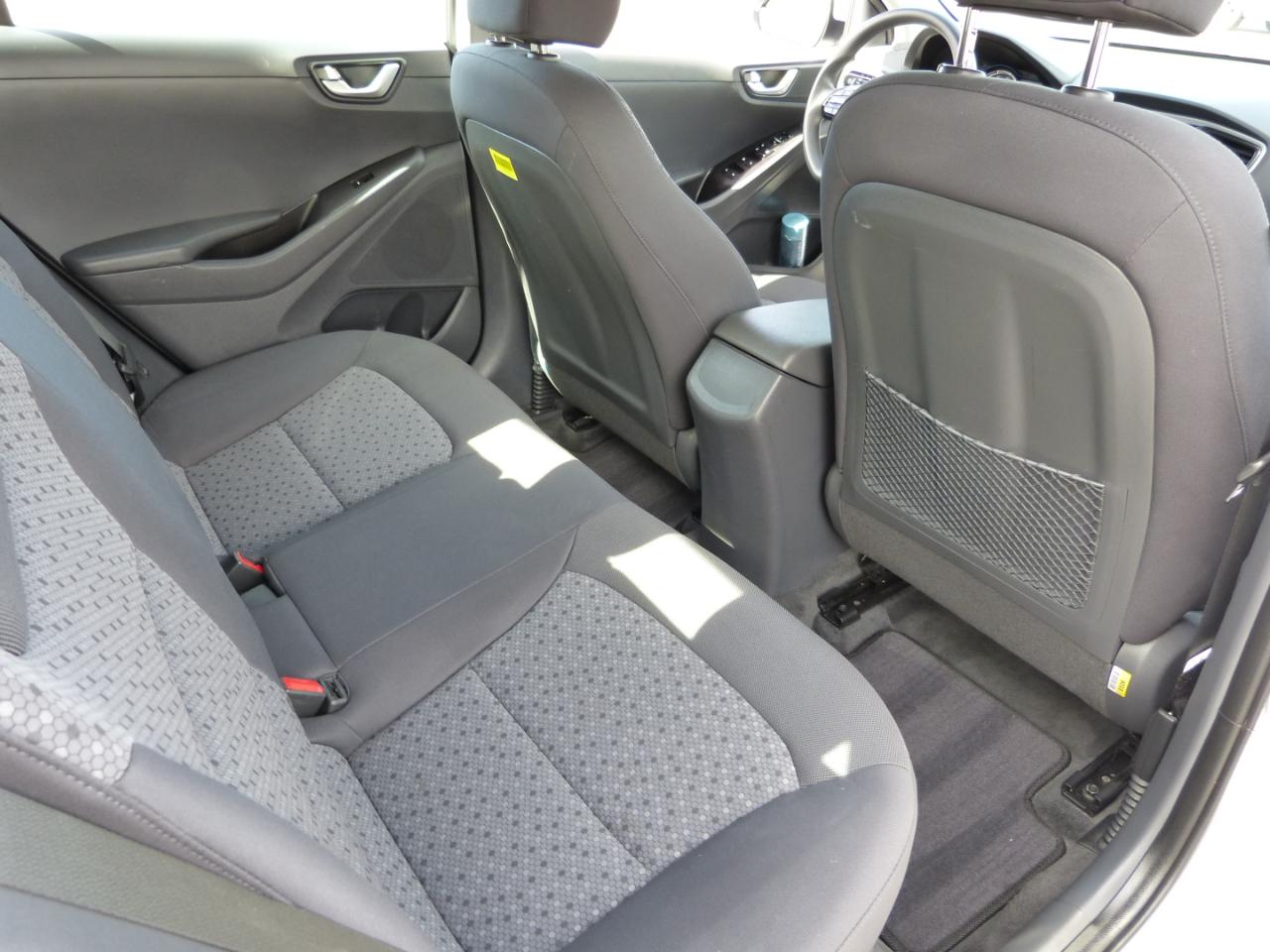 Hyundai Ioniq Hybrid Blue 2019