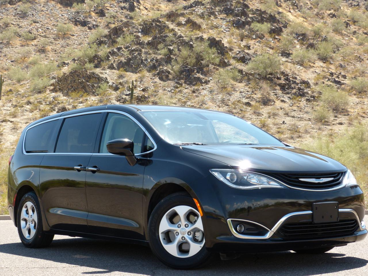 Chrysler Pacifica Hybrid Touring Plus 2018