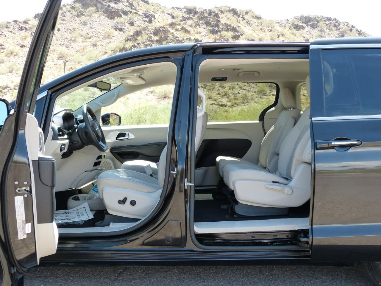 Chrysler Pacifica Hybrid Touring Plus 2018