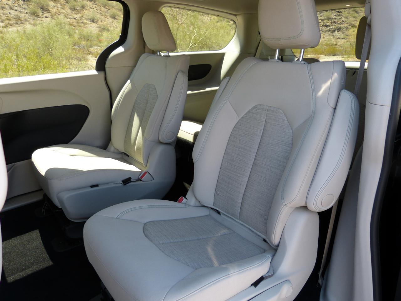 Chrysler Pacifica Hybrid Touring Plus 2018