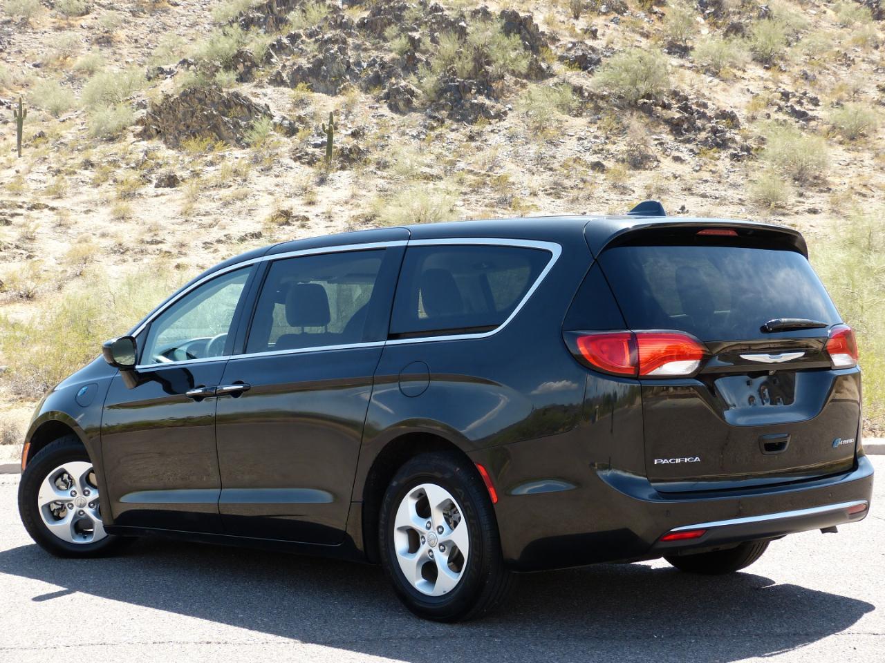 Chrysler Pacifica Hybrid Touring Plus 2018