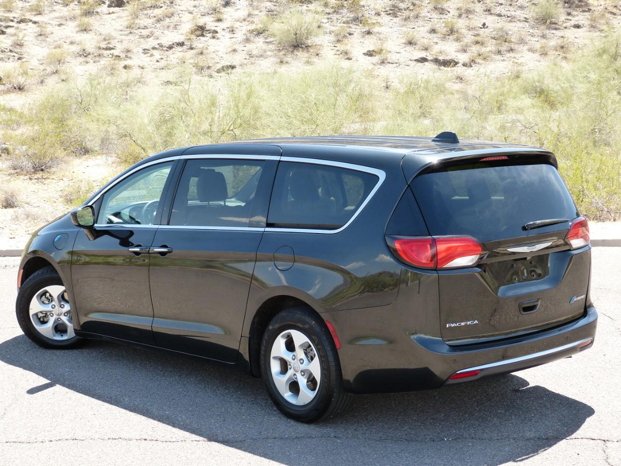 Chrysler Pacifica Hybrid Touring Plus 2018