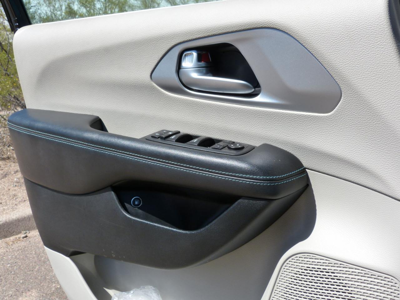 Chrysler Pacifica Hybrid Touring Plus 2018