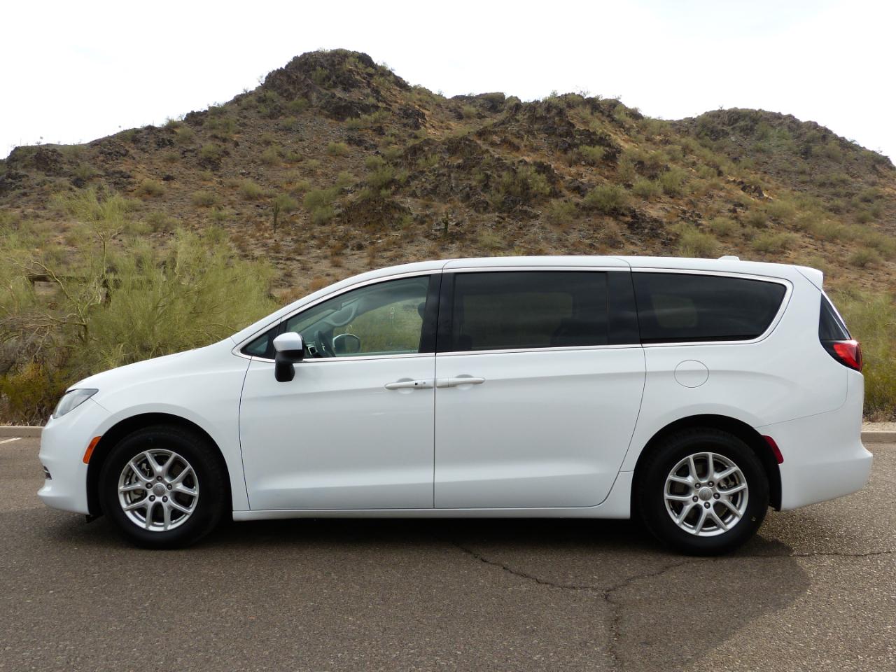 Chrysler Voyager LX 2020