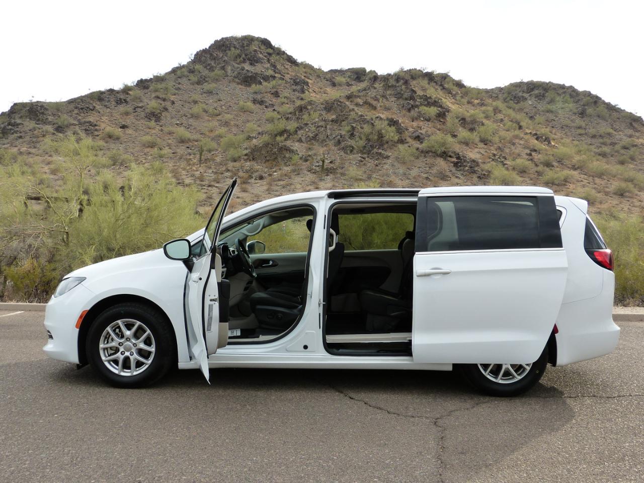 Chrysler Voyager LX 2020