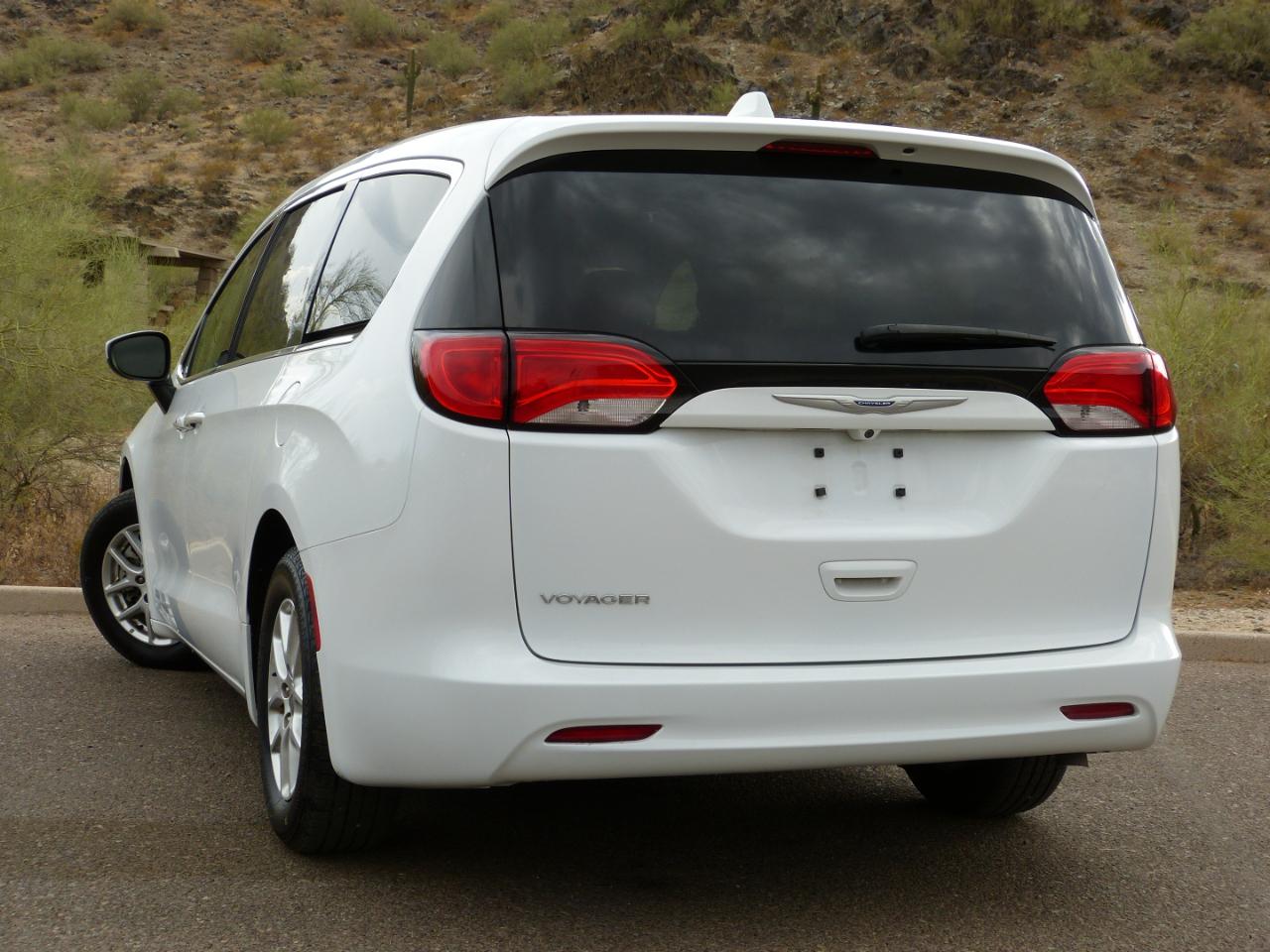 Chrysler Voyager LX 2020