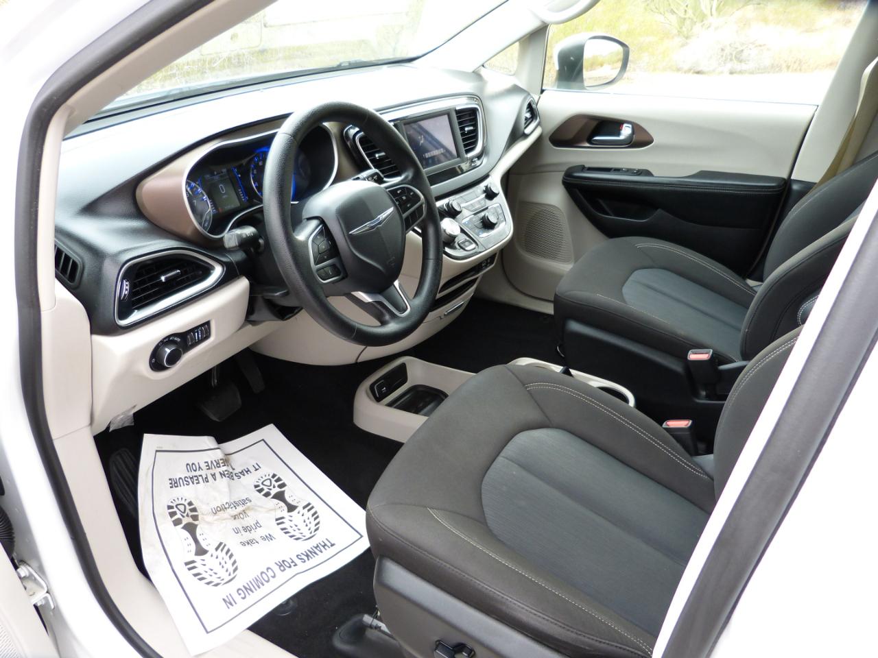 Chrysler Voyager LX 2020