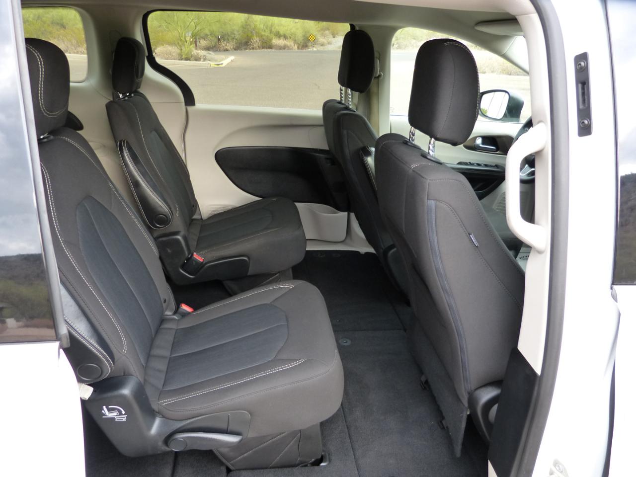 Chrysler Voyager LX 2020