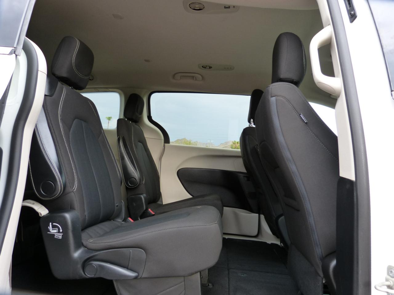 Chrysler Voyager LX 2020