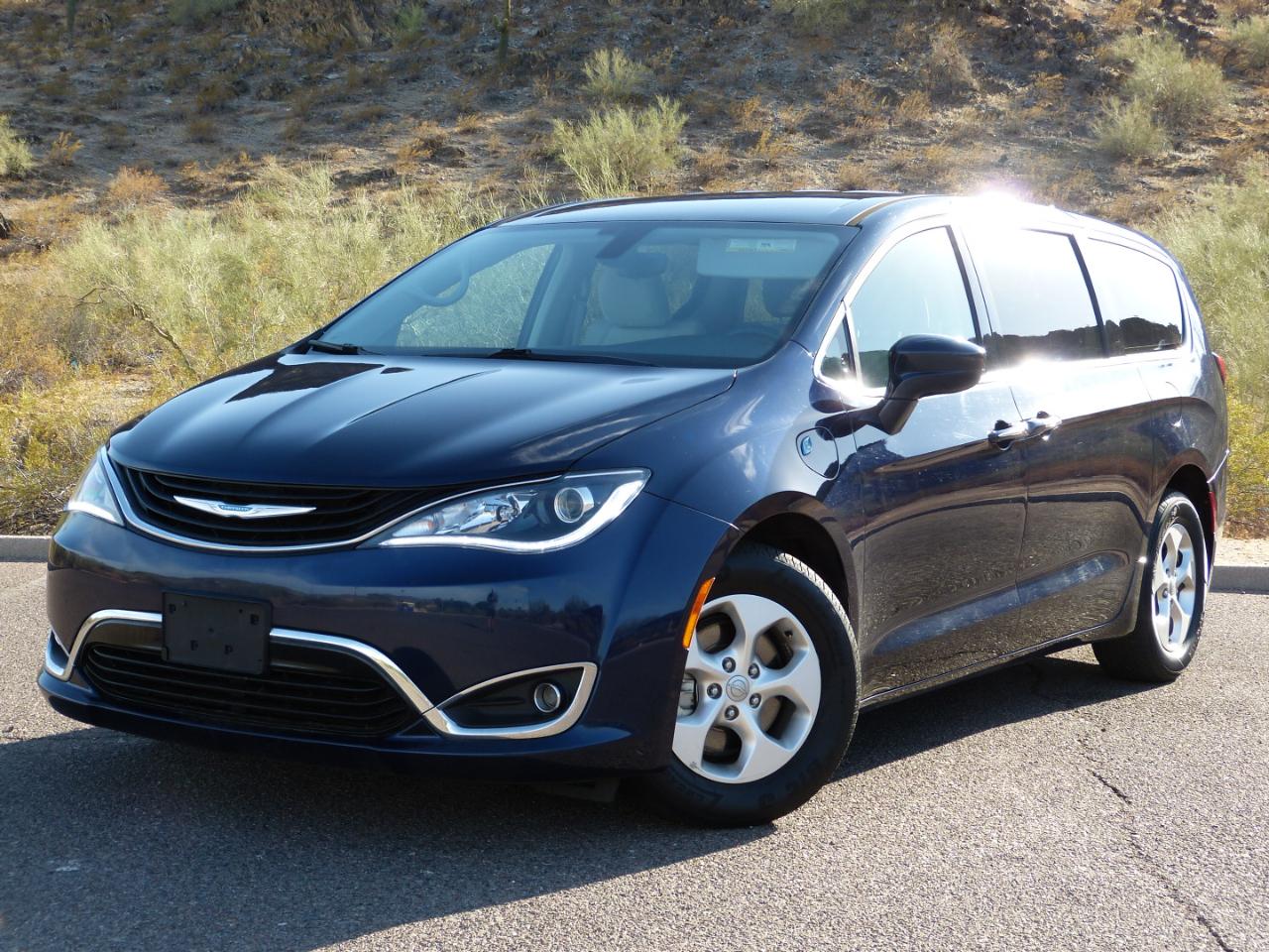 Chrysler Pacifica Hybrid Touring Plus 2018