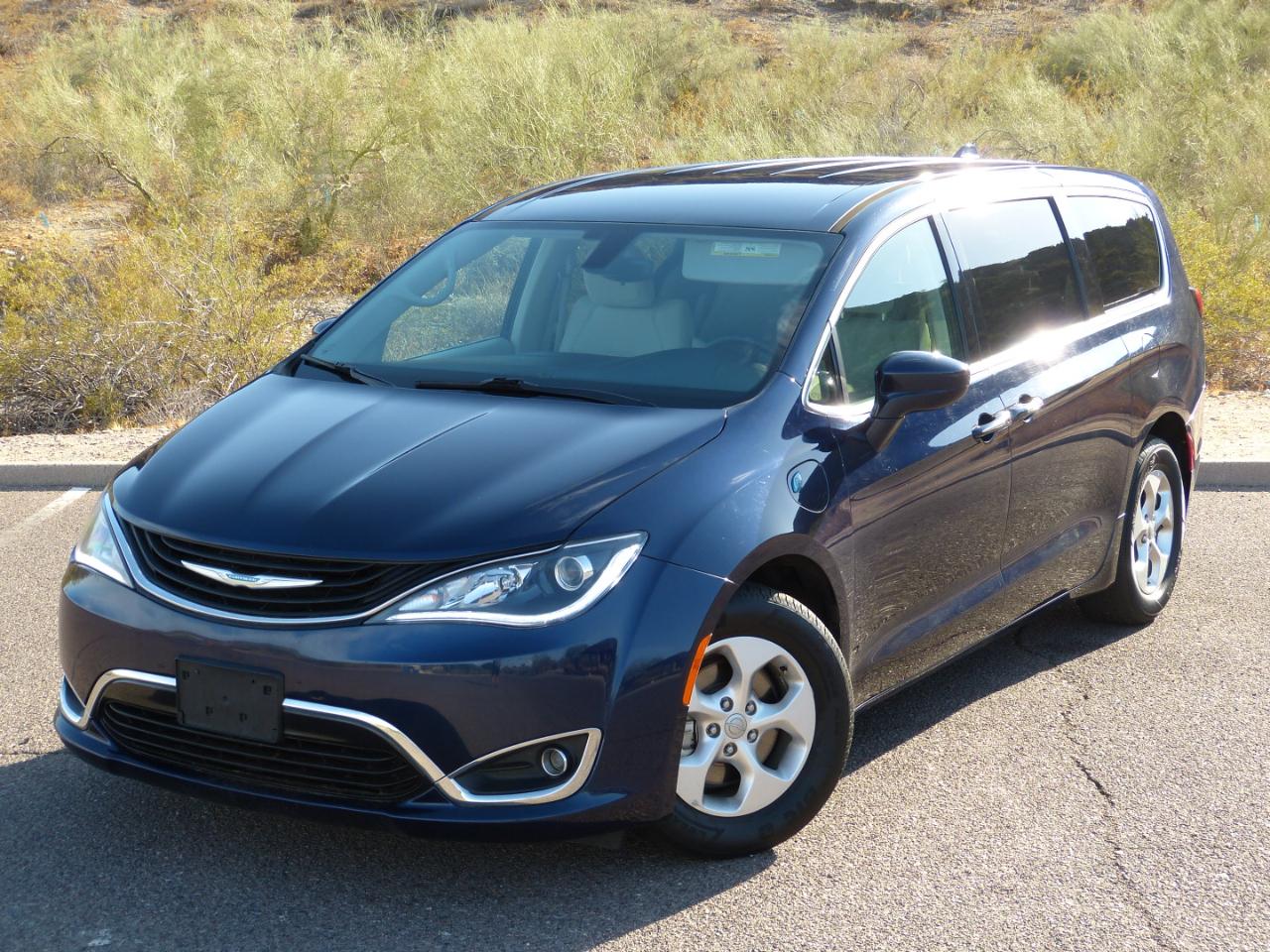 Chrysler Pacifica Hybrid Touring Plus 2018