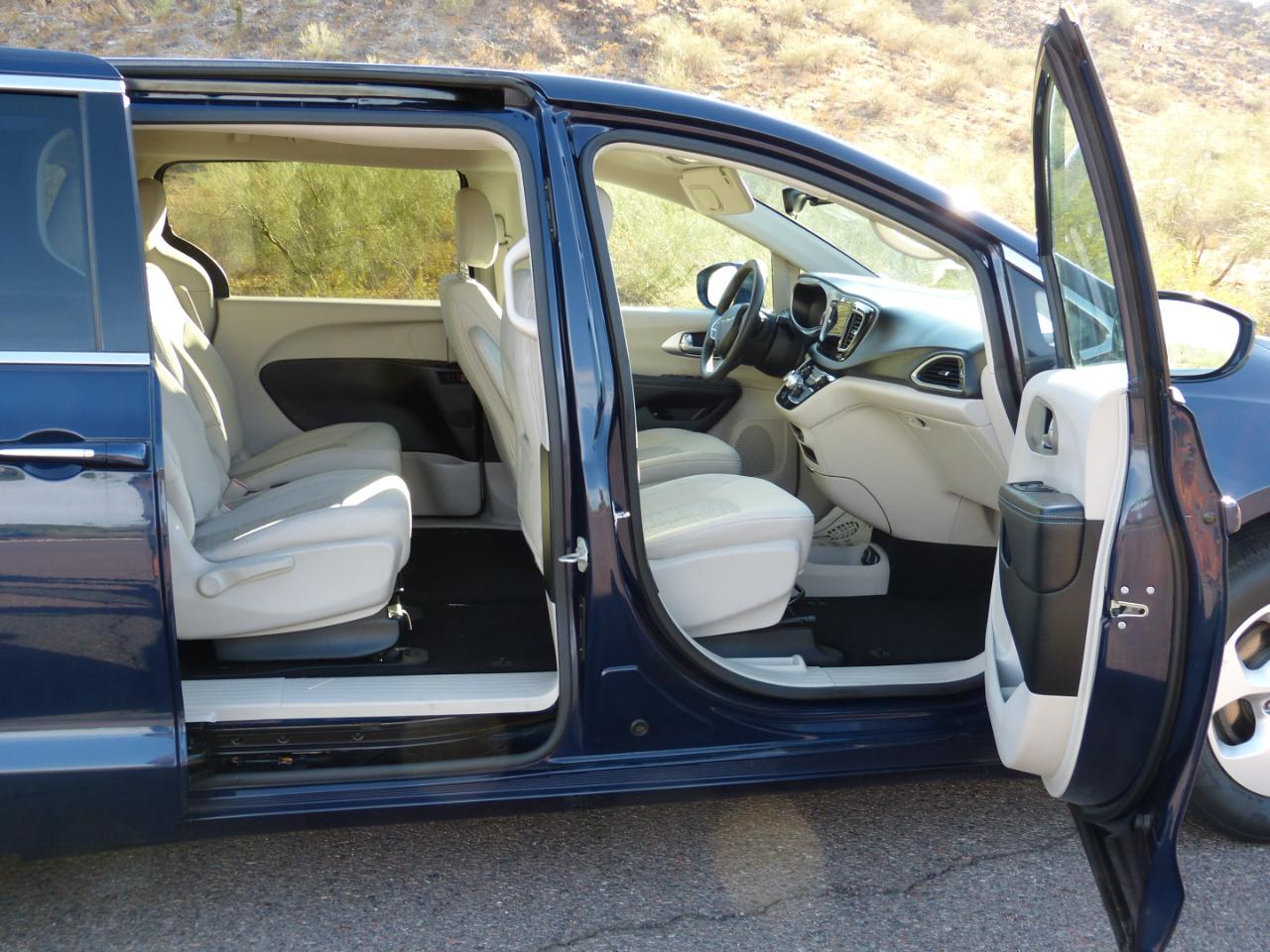 Chrysler Pacifica Hybrid Touring Plus 2018