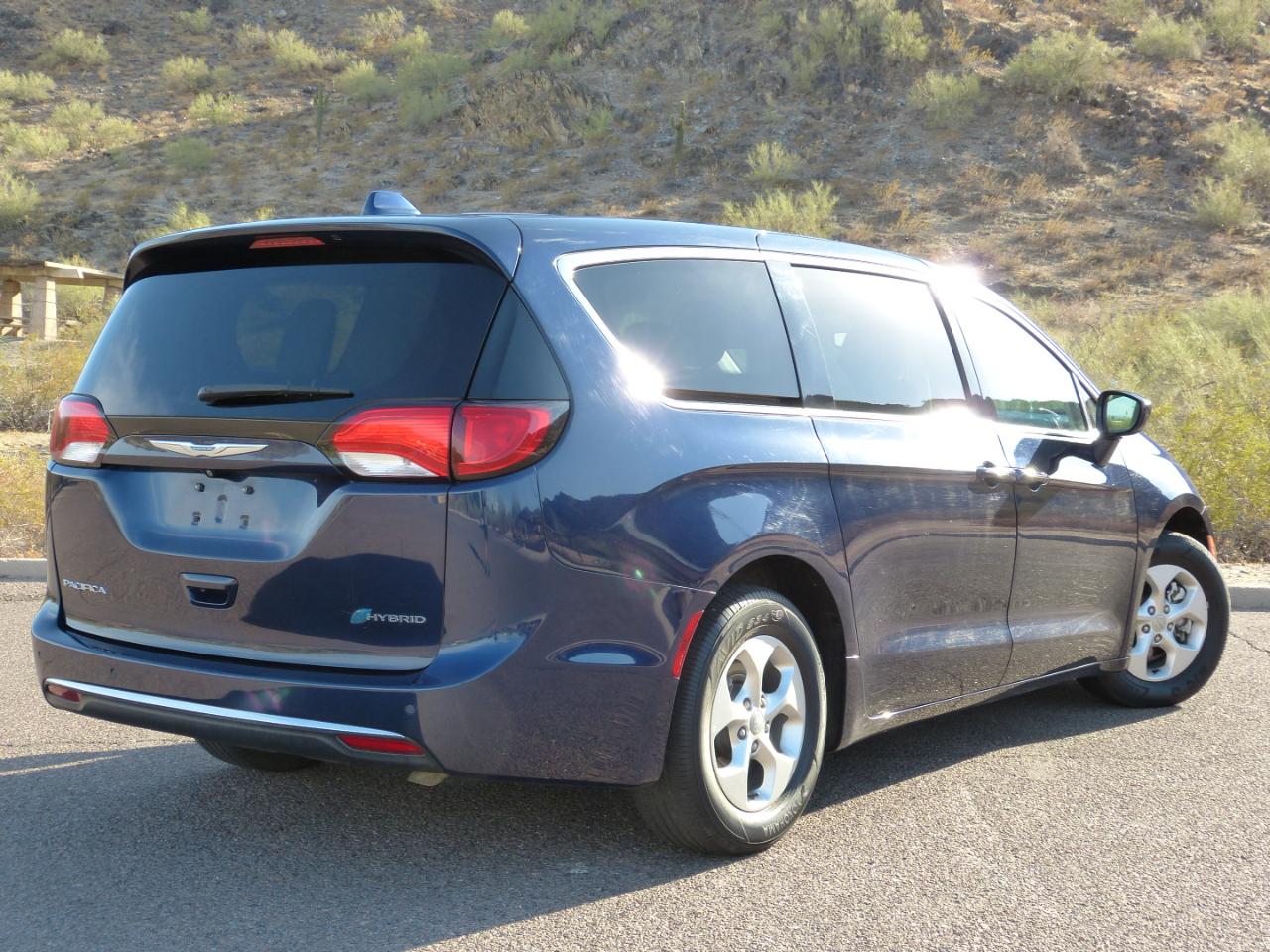 Chrysler Pacifica Hybrid Touring Plus 2018