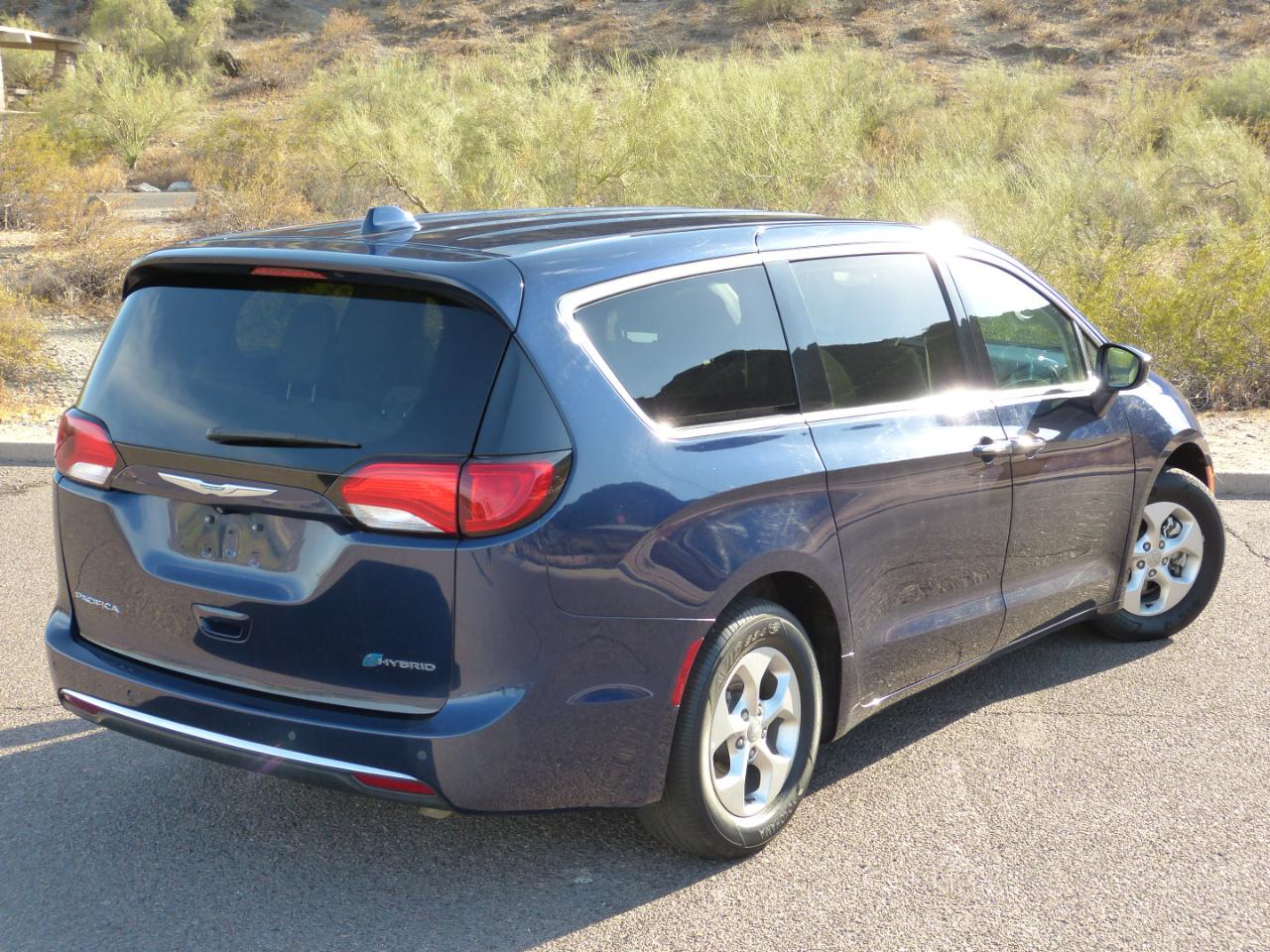 Chrysler Pacifica Hybrid Touring Plus 2018