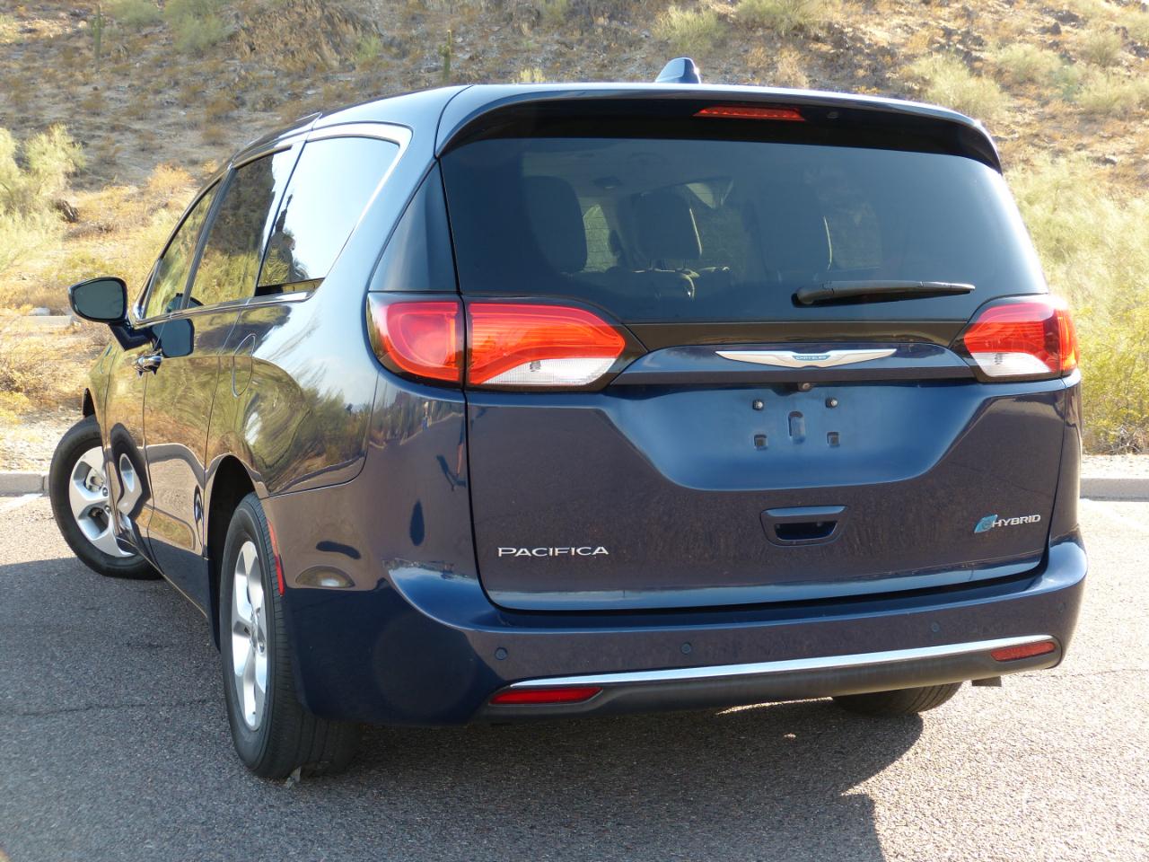 Chrysler Pacifica Hybrid Touring Plus 2018
