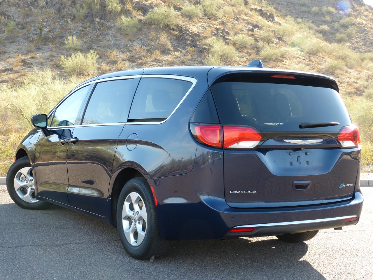 Chrysler Pacifica Hybrid Touring Plus 2018