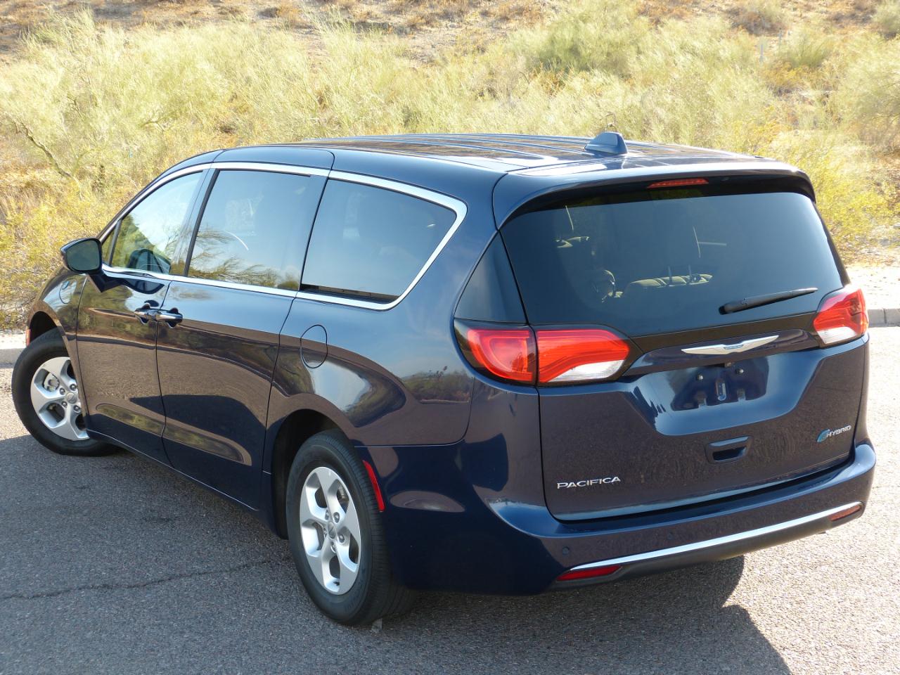 Chrysler Pacifica Hybrid Touring Plus 2018
