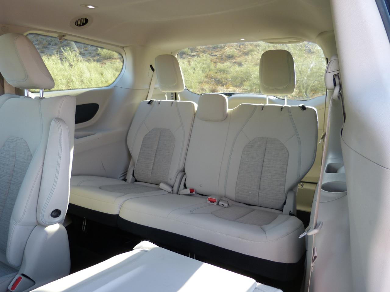 Chrysler Pacifica Hybrid Touring Plus 2018