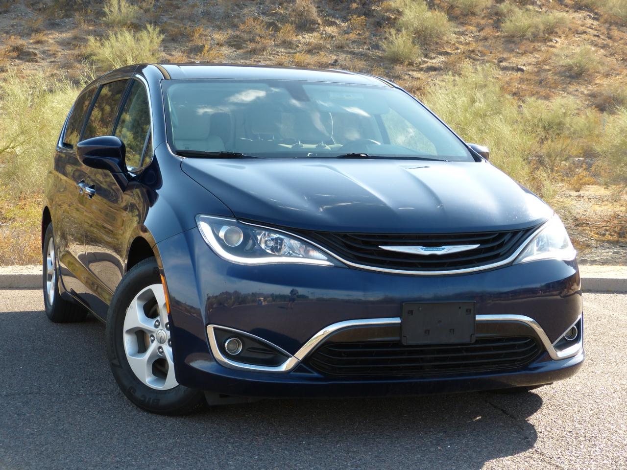 Chrysler Pacifica Hybrid Touring Plus 2018