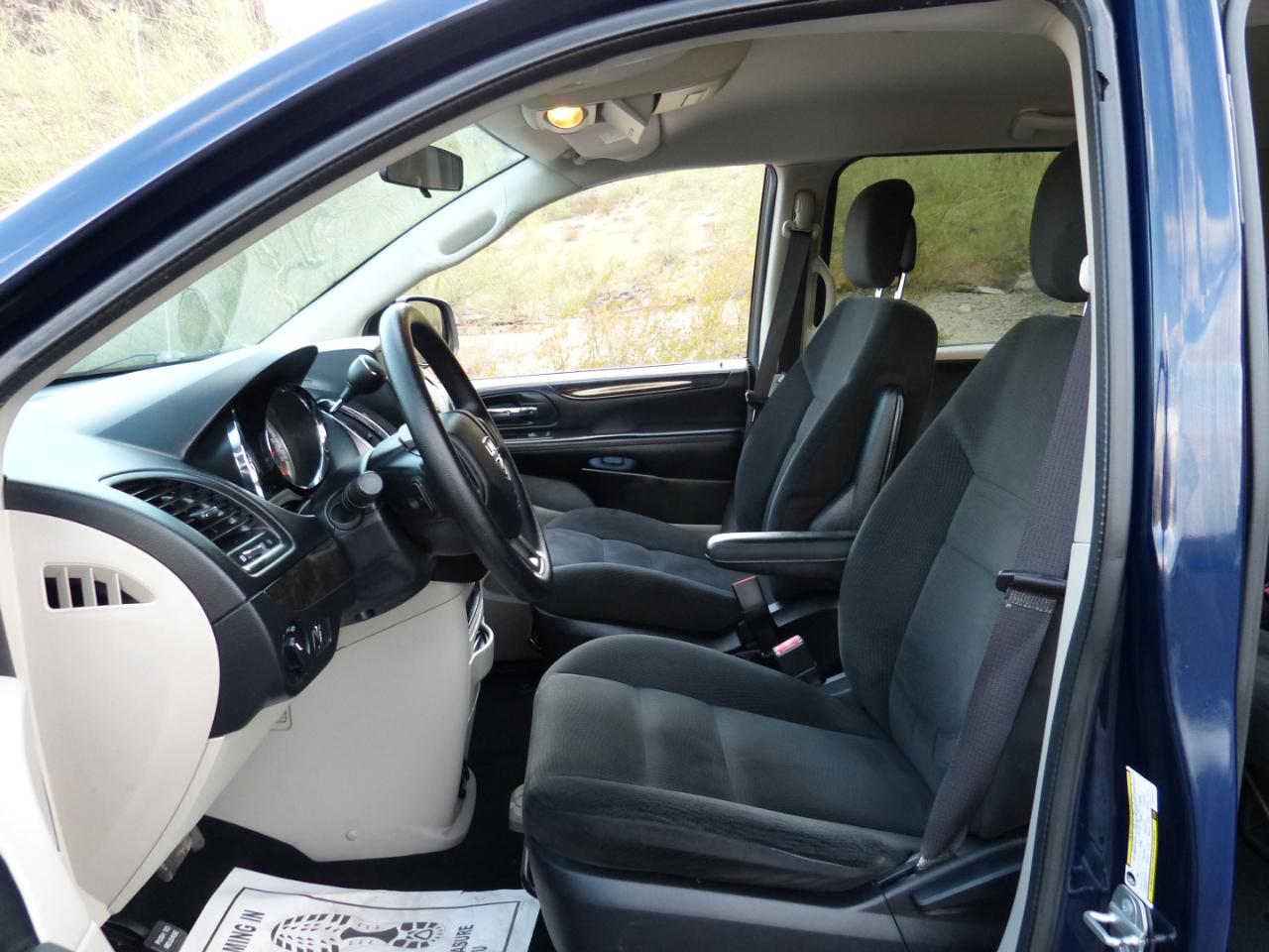 Dodge Grand Caravan SE 2016
