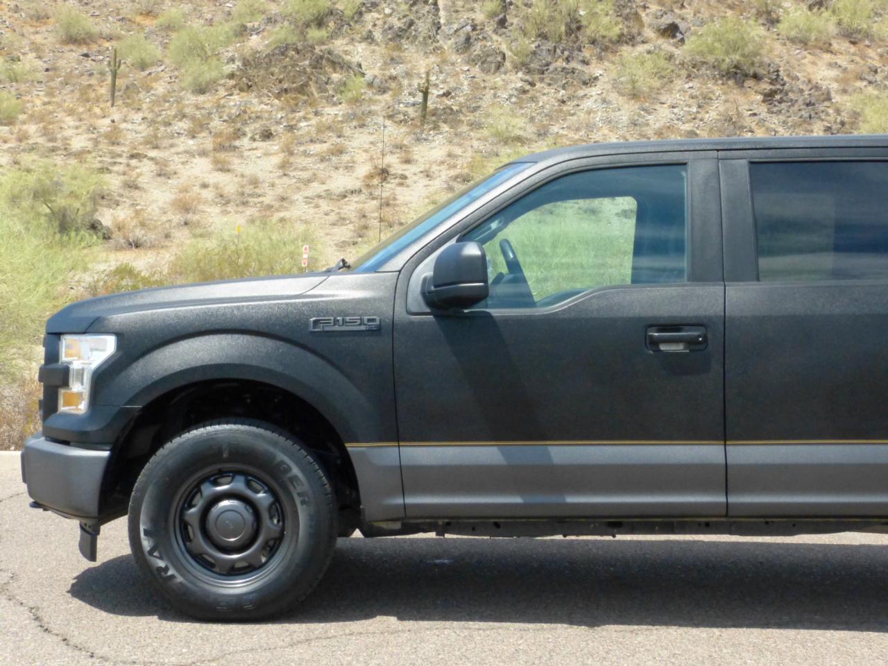 Ford F-150 XLT SuperCrew Short Bed 4WD 2017