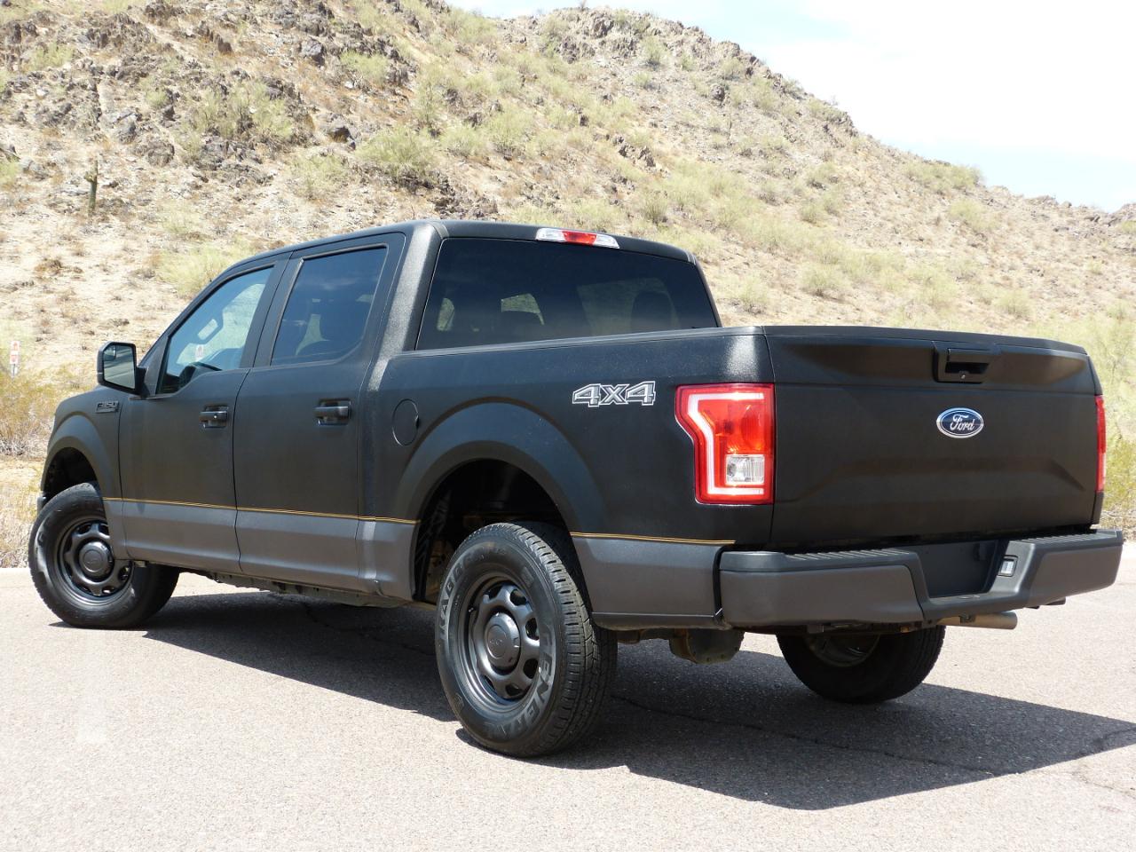 Ford F-150 XLT SuperCrew Short Bed 4WD 2017