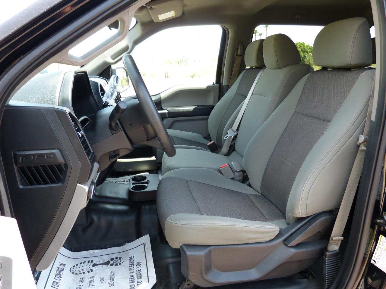 Ford F-150 XLT SuperCrew Short Bed 4WD 2017