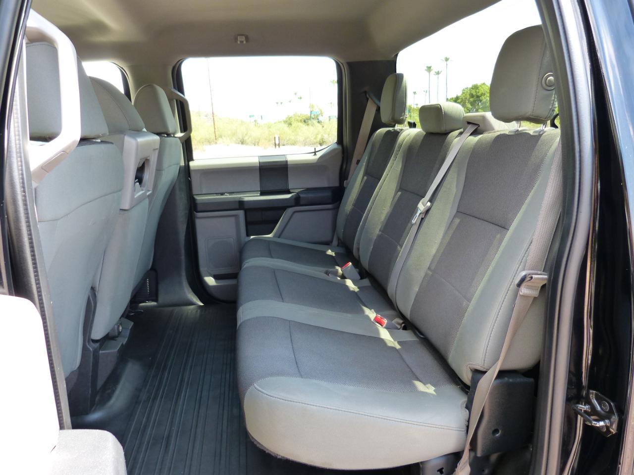 Ford F-150 XLT SuperCrew Short Bed 4WD 2017