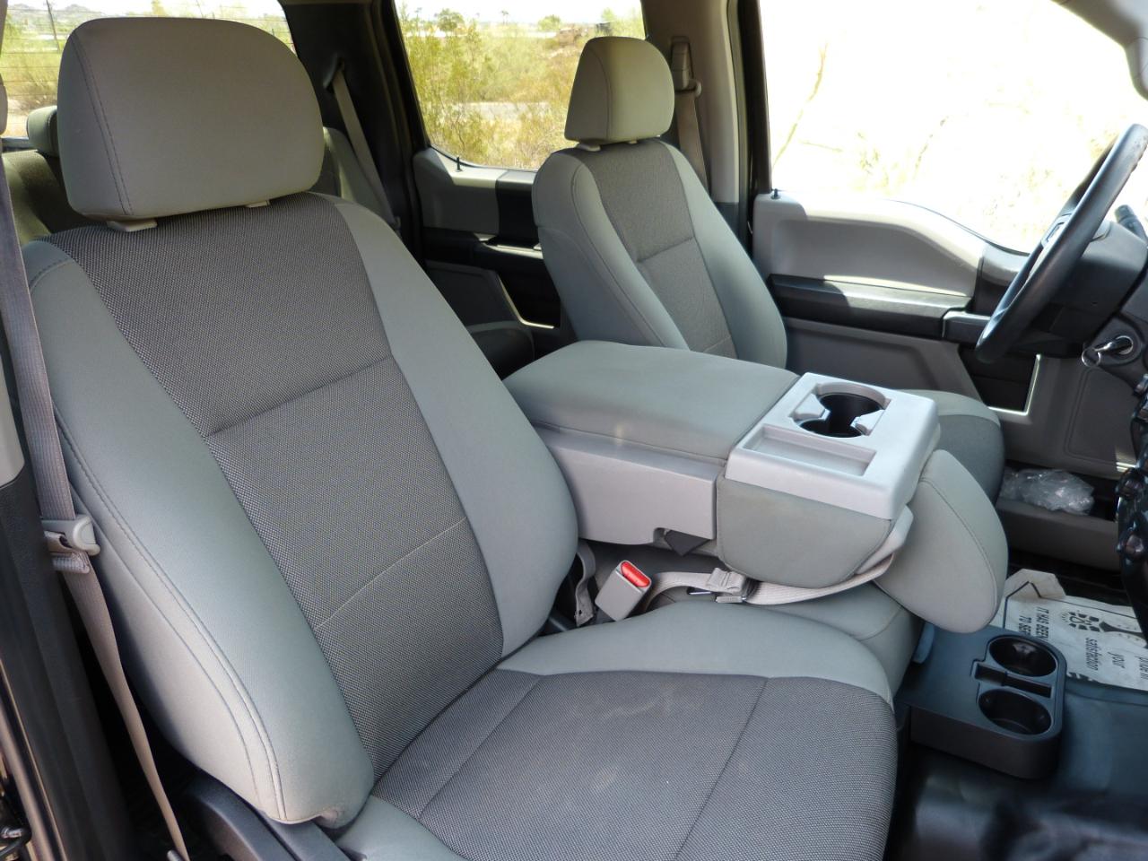 Ford F-150 XLT SuperCrew Short Bed 4WD 2017
