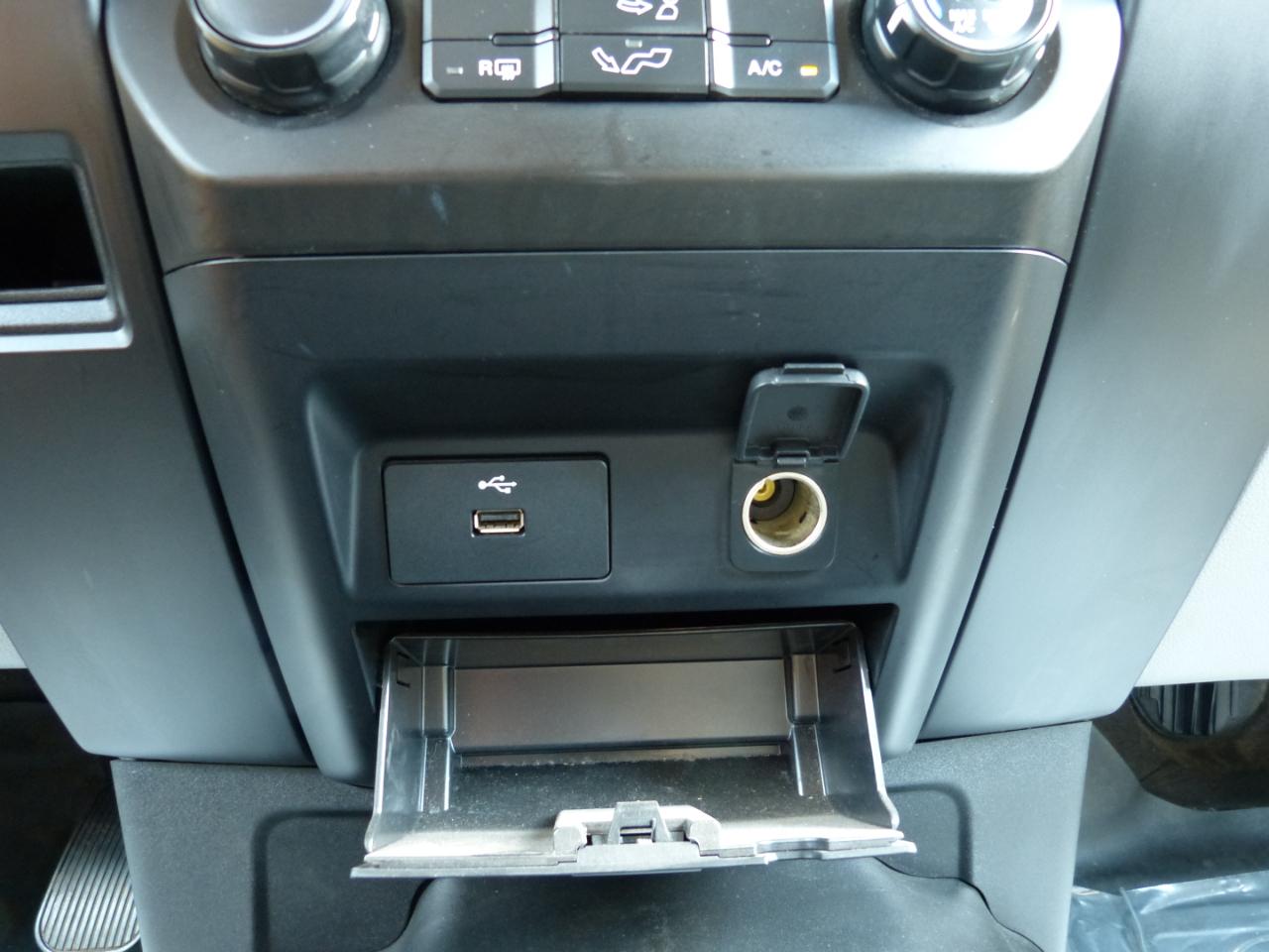 Ford F-150 XLT SuperCrew Short Bed 4WD 2017