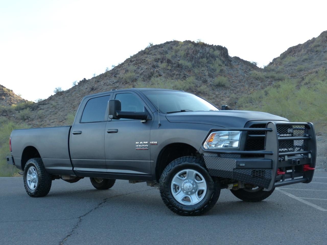 RAM 2500 Tradesman Crew Cab LWB 4WD 2016