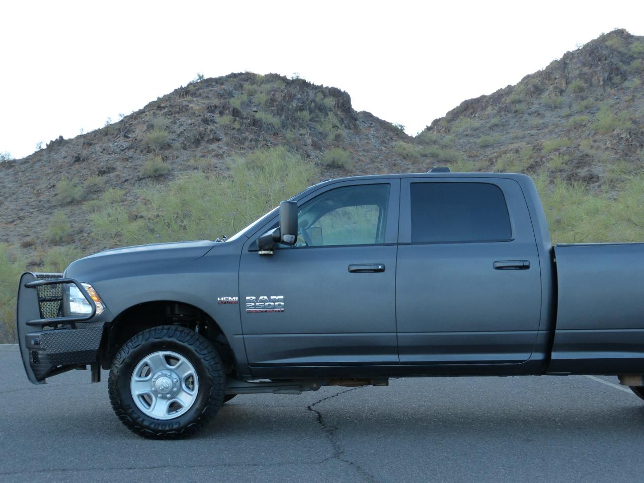 RAM 2500 Tradesman Crew Cab LWB 4WD 2016
